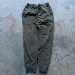 Lululemon Men’s ABC Jogger Pants - Olive Green